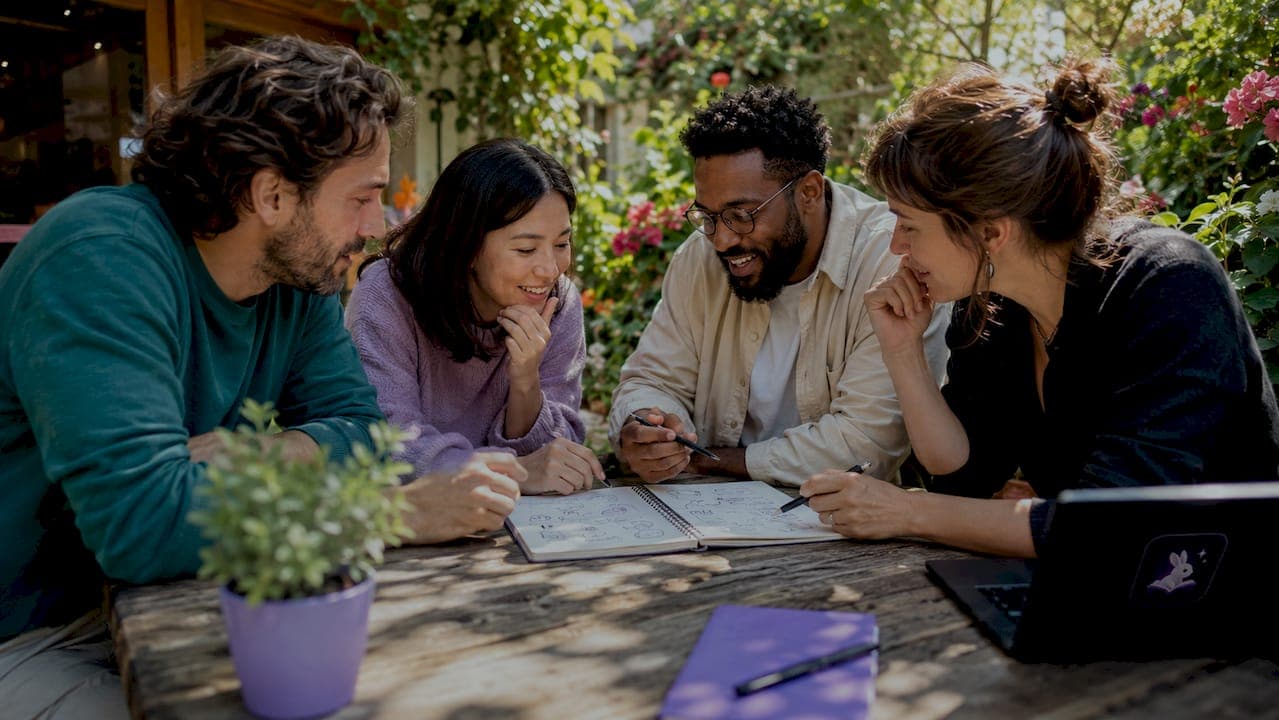 How Community-Driven Content Shapes Creativity